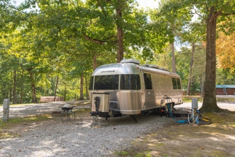 Deluxe Pull-Thru RV Site-3